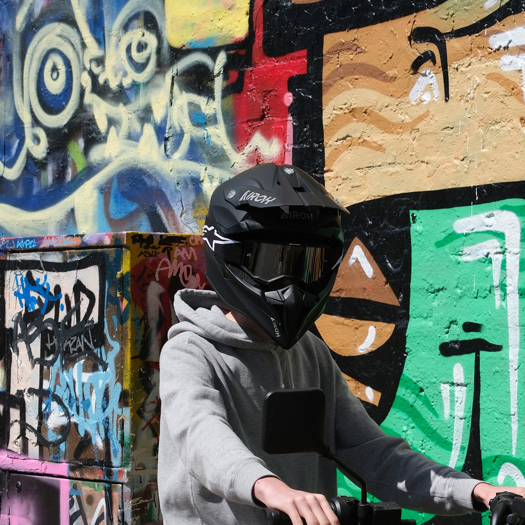 Casco Airoh Wraaap